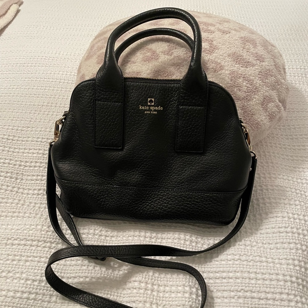 Kate Spade Black bucket Bag/ Cross body!